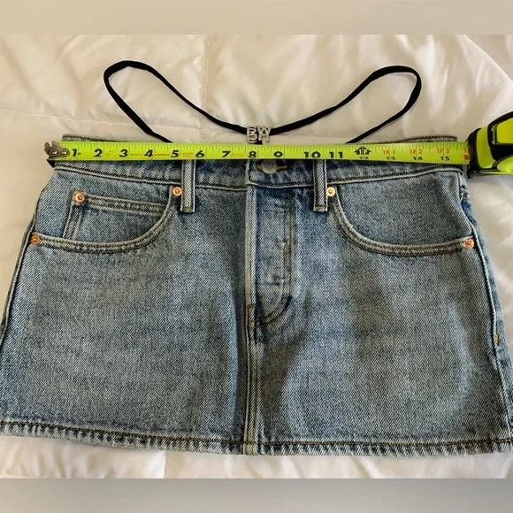 New Alexander Wang MINI SKIRT PRESTYLE DIAMANTE CHARM Sz 26 - Picture 2 of 6